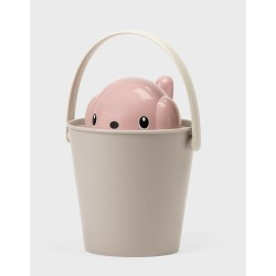 Boîte de nourriture pour...